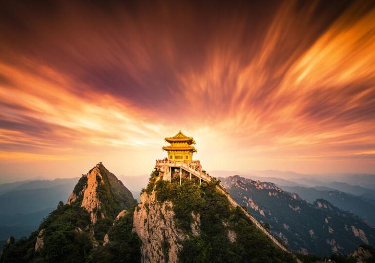 Unveiling the Secrets of Laojun Mountain: Culture, Scenery, and Spirituality