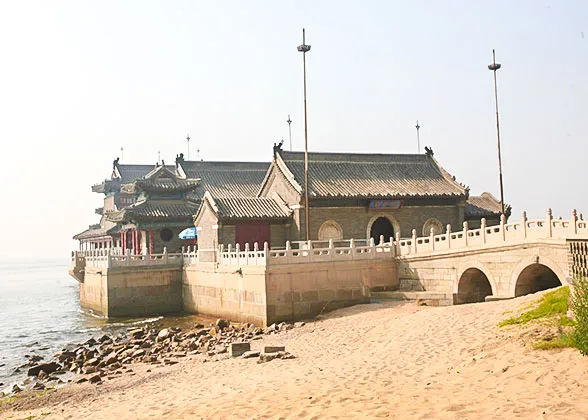 A scenic view of Laolongtou Great Wall