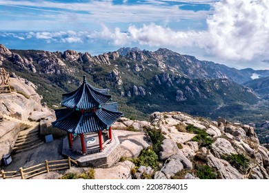 A scenic view of Laoshan Mountain