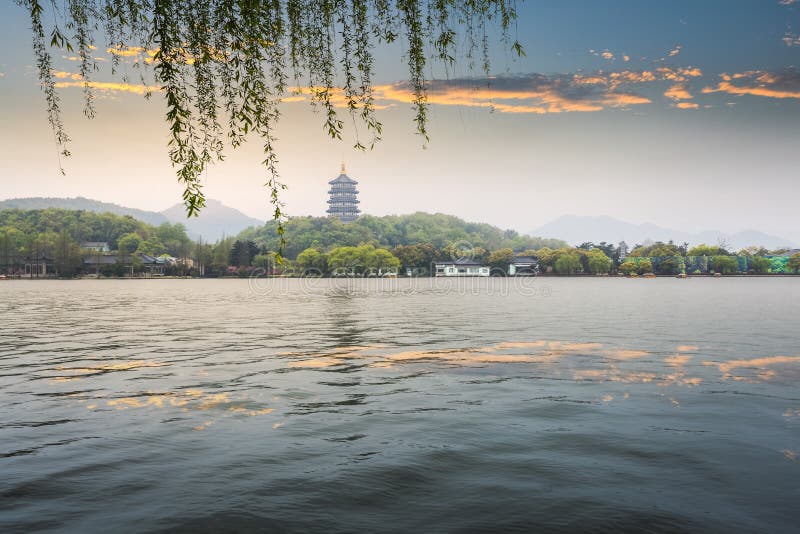 A scenic view of leifeng pagoda