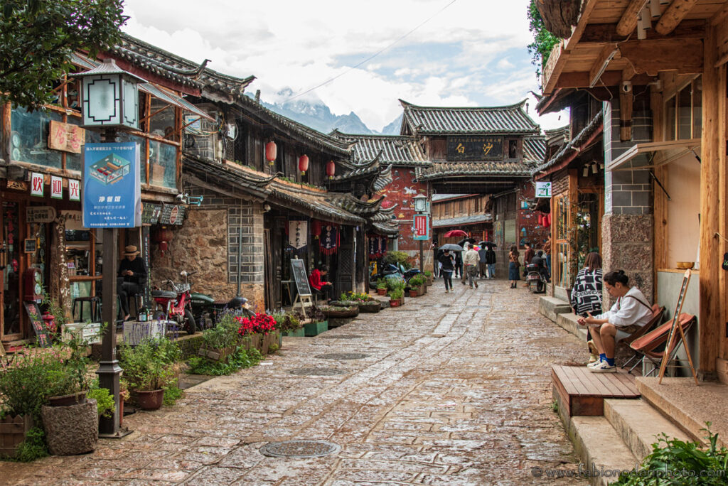 A scenic view of li_mao_thatched_cottage_site_at_bai_sha