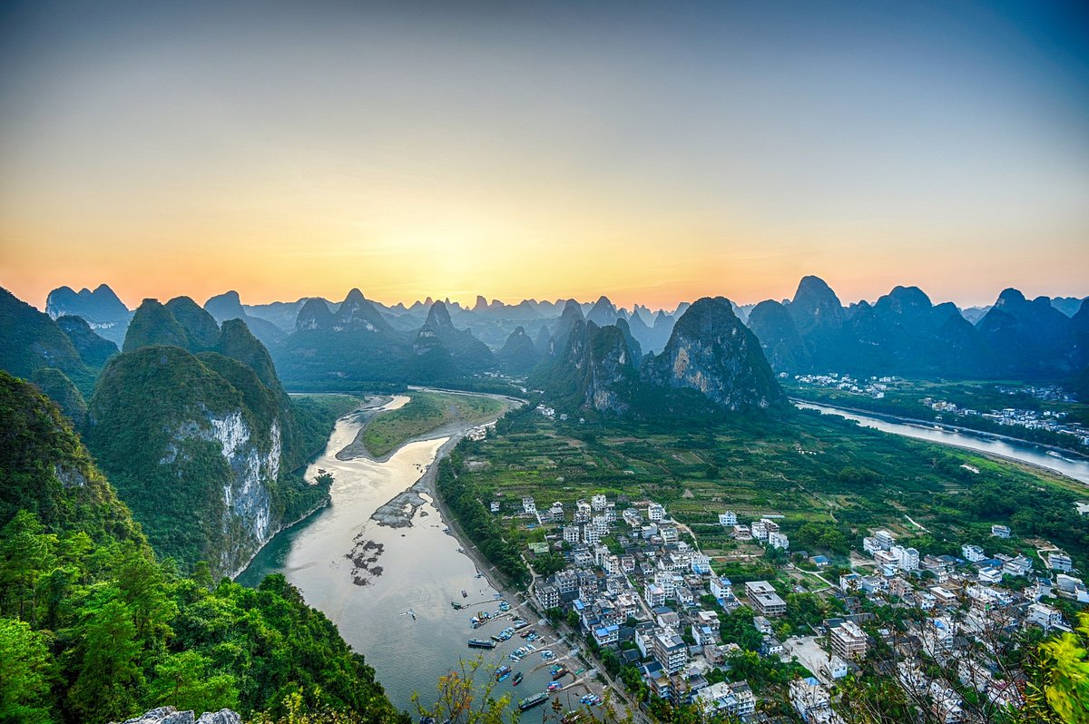 A scenic view of Liaozhai City
