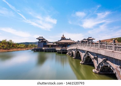 A scenic view of Lingyan Temple