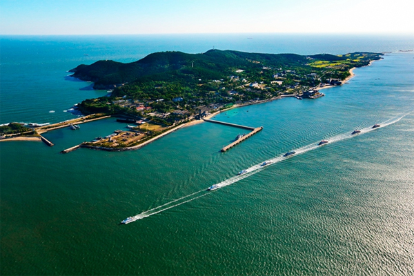 A scenic view of Liugong Island