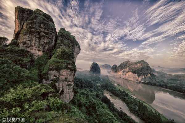 A Traveler’s Guide to Longhu Mountain: Tips for Exploring This Enchanting Destination
