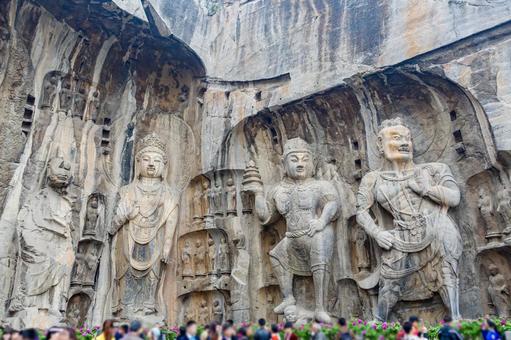A scenic view of Longmen Grottoes