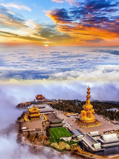 A scenic view of longnan wannian temple