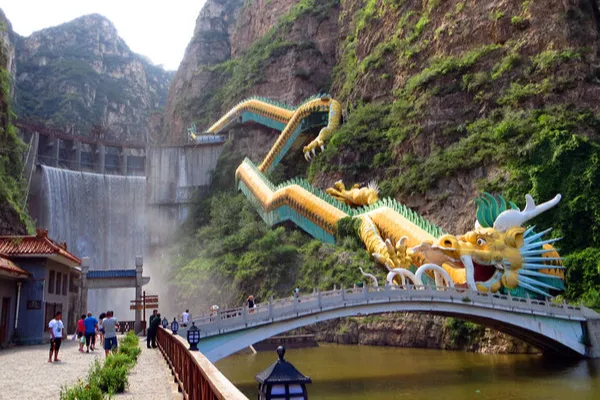 A scenic view of longqing_gorge