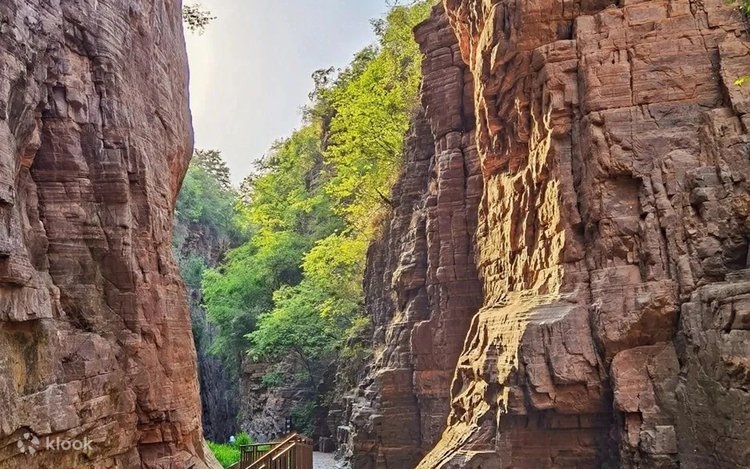 A scenic view of Longtan Grand Canyon