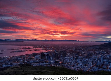 A scenic view of longtan_mountain_city