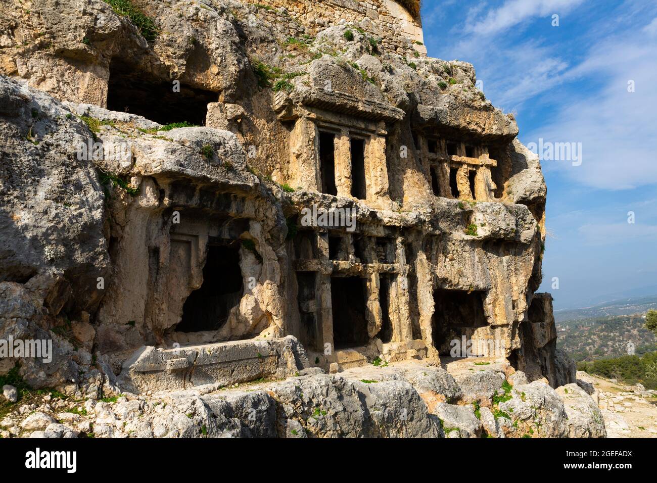 A scenic view of longtou_mountain_ancient_tombs