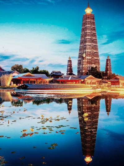 A scenic view of Longxing Temple