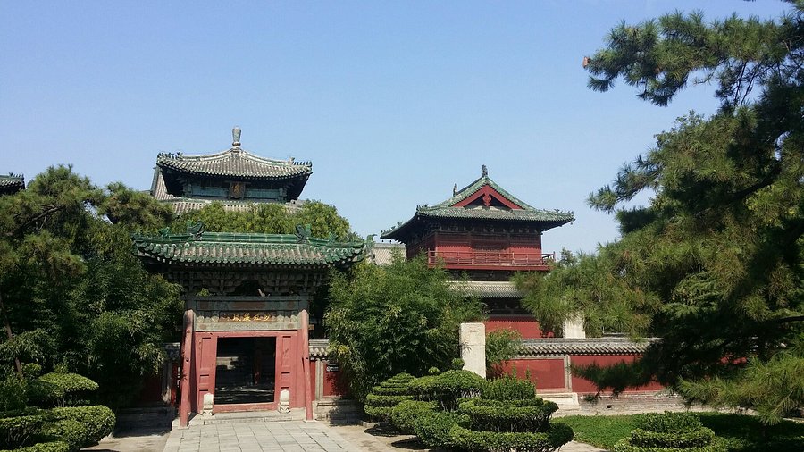 A scenic view of Longxing Temple