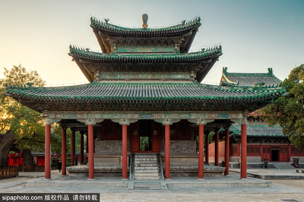 A scenic view of Longxing Temple Heritage