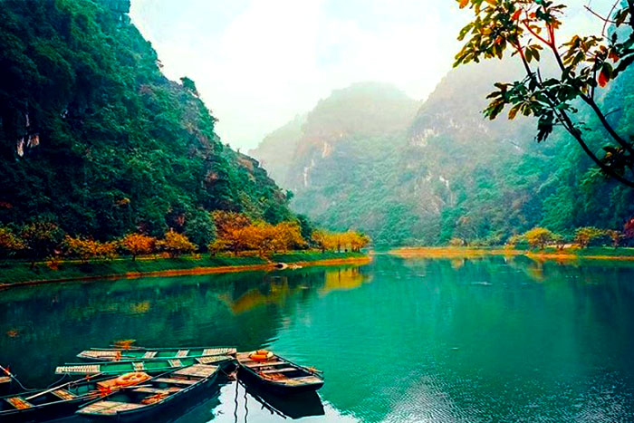 A scenic view of Lu Ancient City