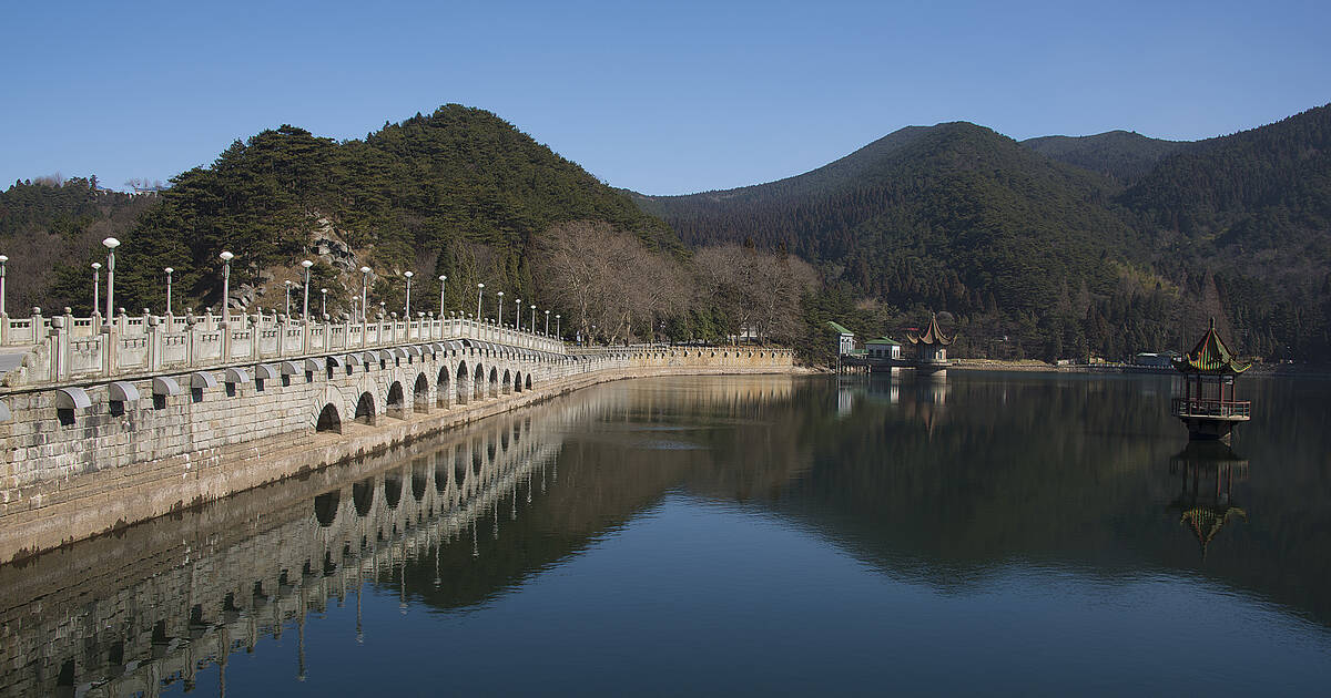 A scenic view of Lushan Scenic Area