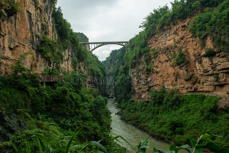 A scenic view of maling river canyon