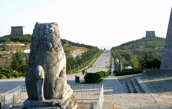 A scenic view of mausoleum_of_emperor_gaozong_of_tang_and_wu_zetian_qianling