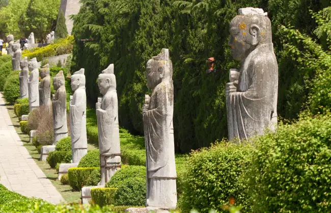 A scenic view of mausoleum_of_emperor_gaozong_of_tang_and_wu_zetian_qianling