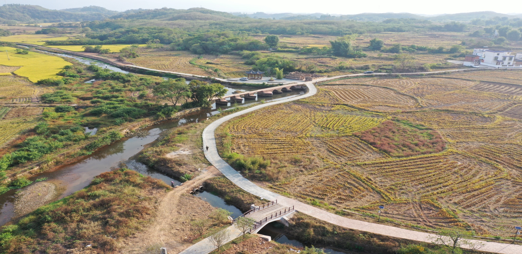 A scenic view of Meiguan And Ancient Post Road