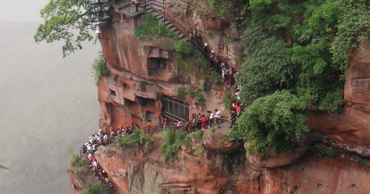 A scenic view of mount emei