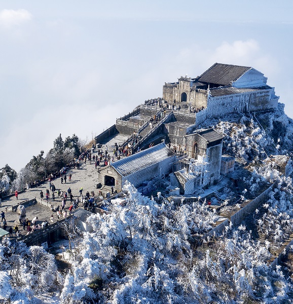 Unveiling the Secrets of Mount Hengshan: A Cultural and Historical Adventure