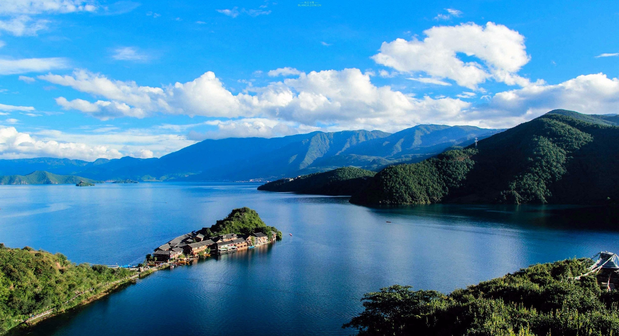 A scenic view of Mount Liangshan