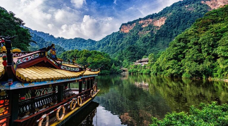 Explore Mount Qingcheng: Nature, Culture, and Spirituality Combined