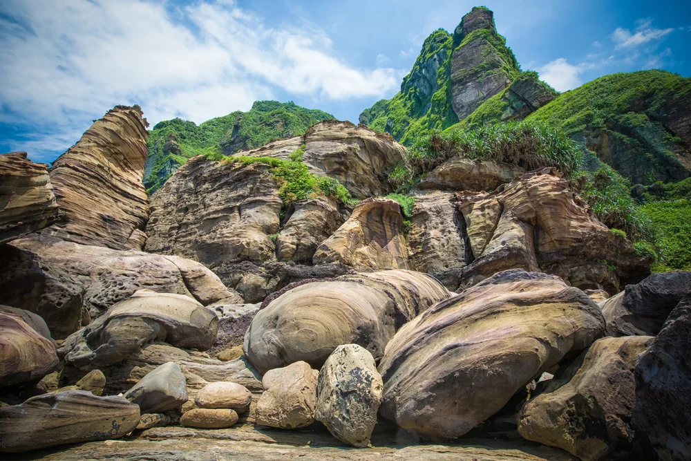 A scenic view of nanjian rock
