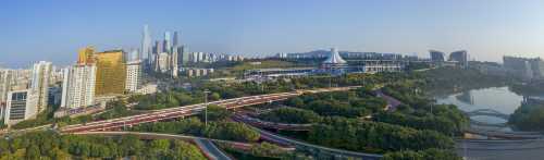 A scenic view of nanning minzu avenue