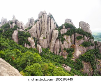 A scenic view of ningde taimushan temple