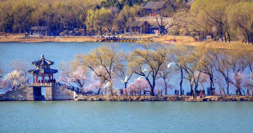 Discover the Majestic Beauty of Ohelun Summer Palace Site