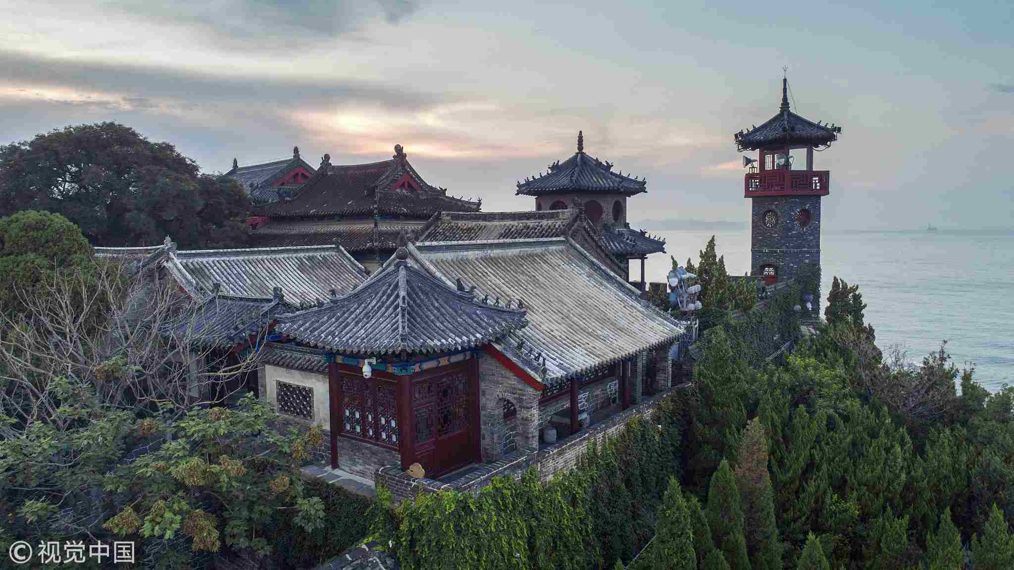 A scenic view of Penglai Pavilion