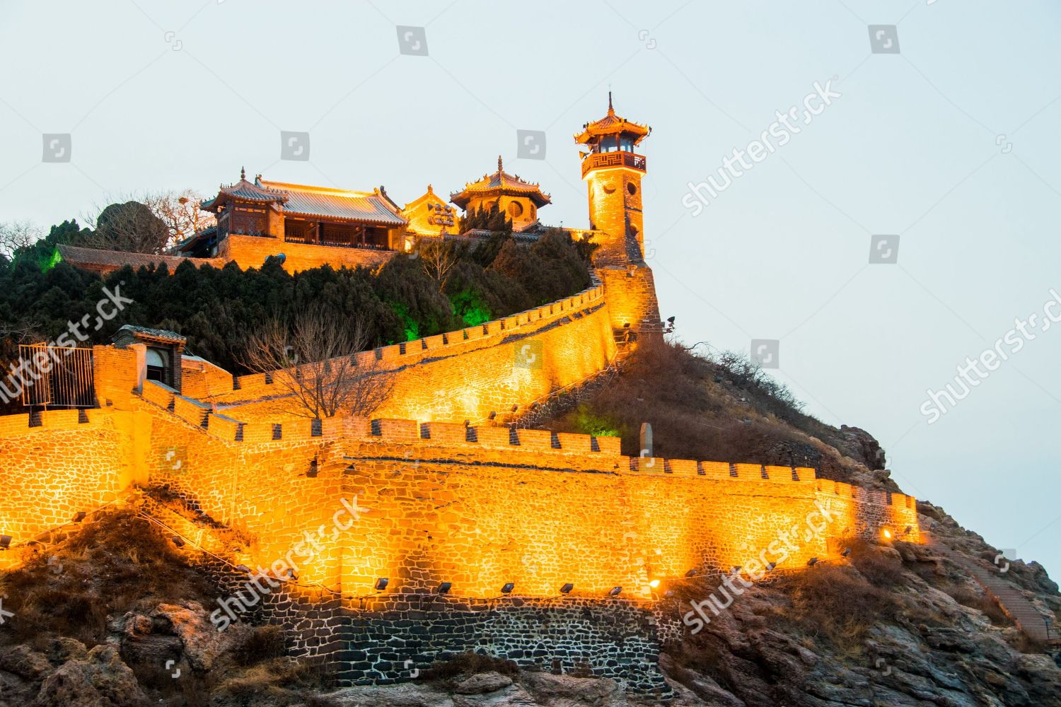 A scenic view of Penglai Pavilion