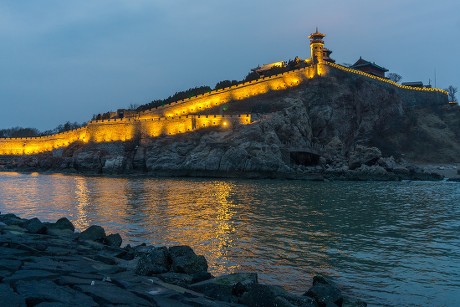 A scenic view of Penglai Pavilion