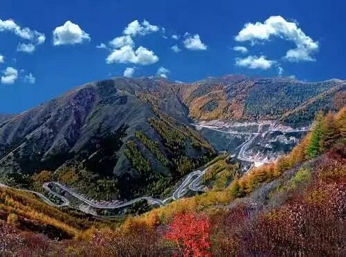 Adventure Awaits: Hiking Trails and Scenic Views at Pingliang Liupan Mountain