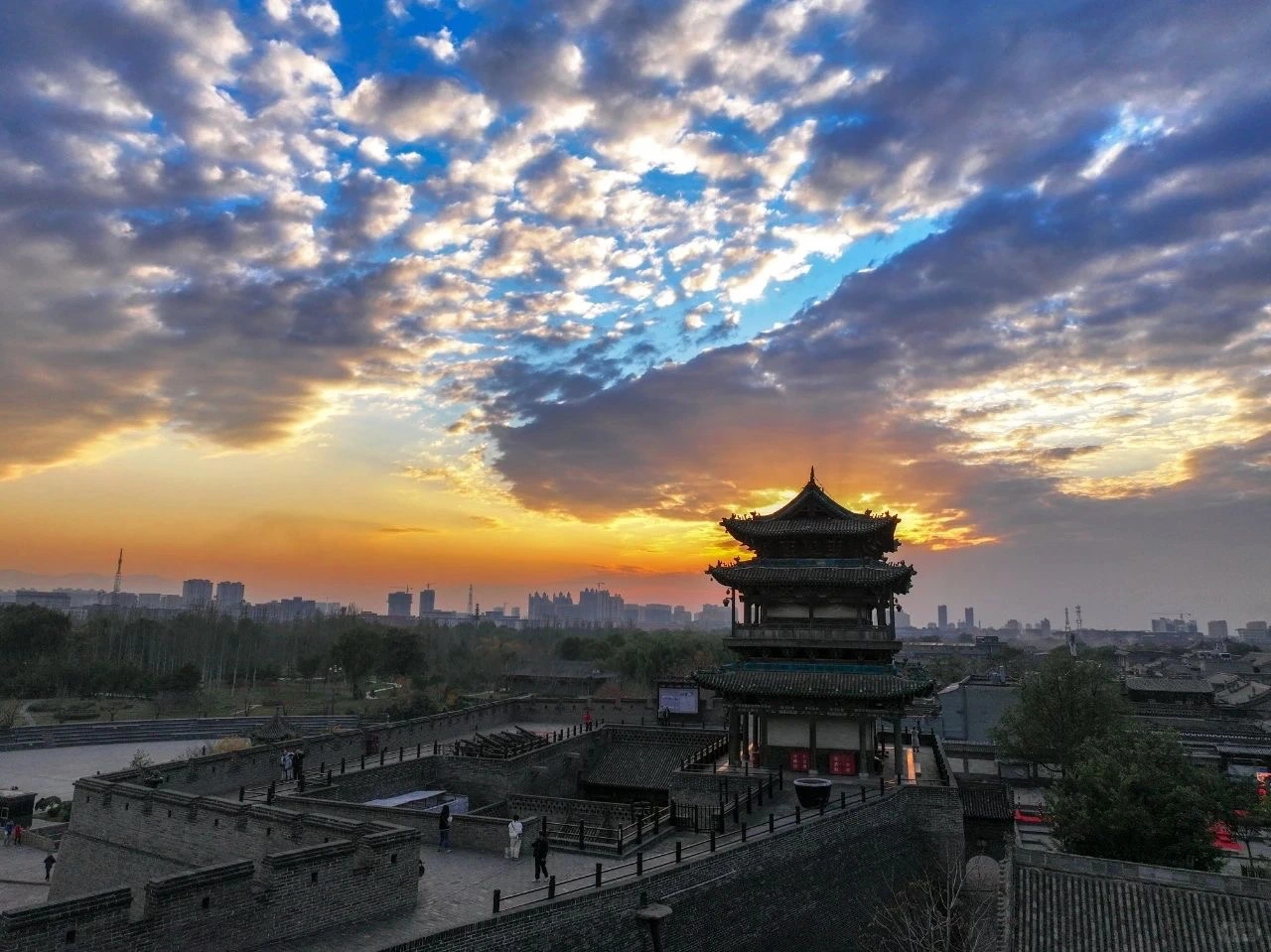 A scenic view of pingyao ancient city