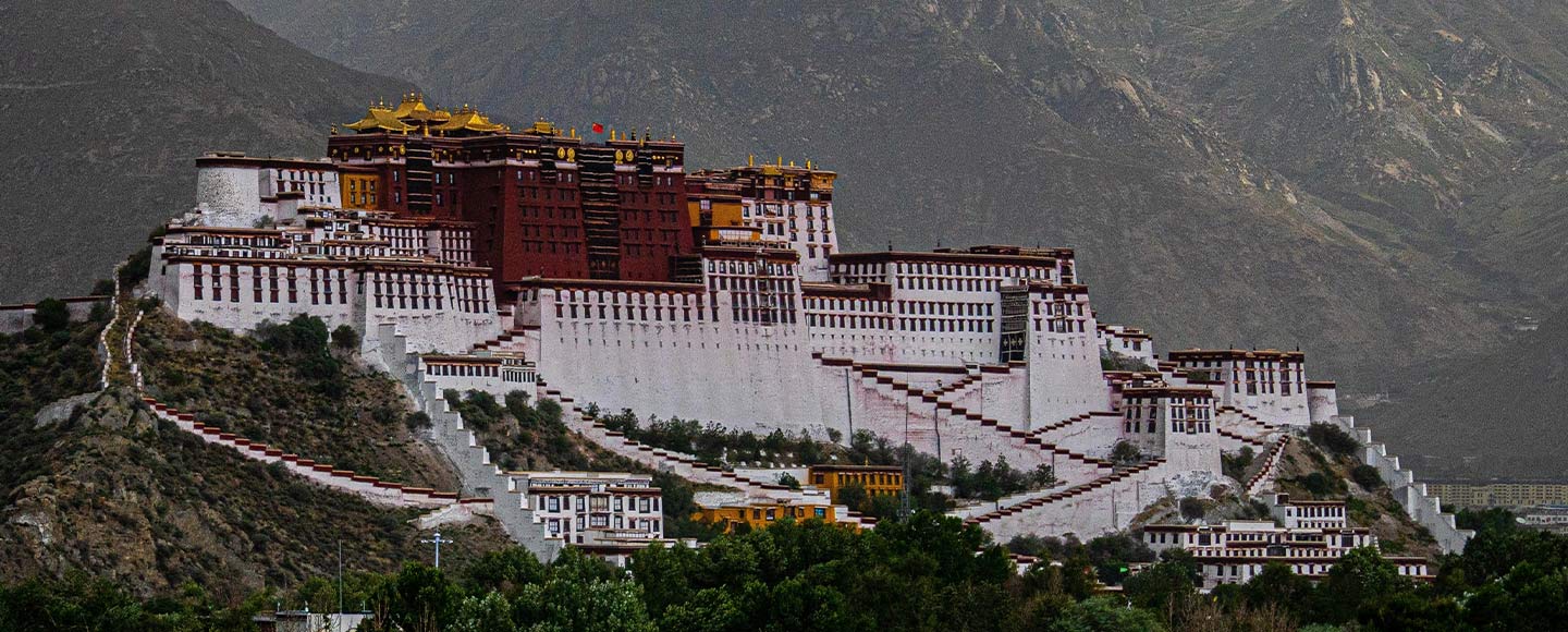 A scenic view of potala palace