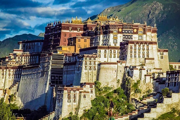 A scenic view of potala palace