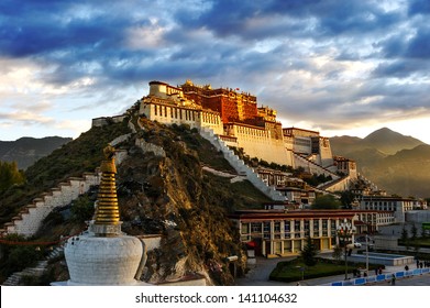 A scenic view of potala palace