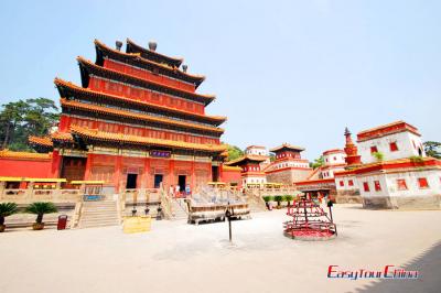 A scenic view of Puning Temple
