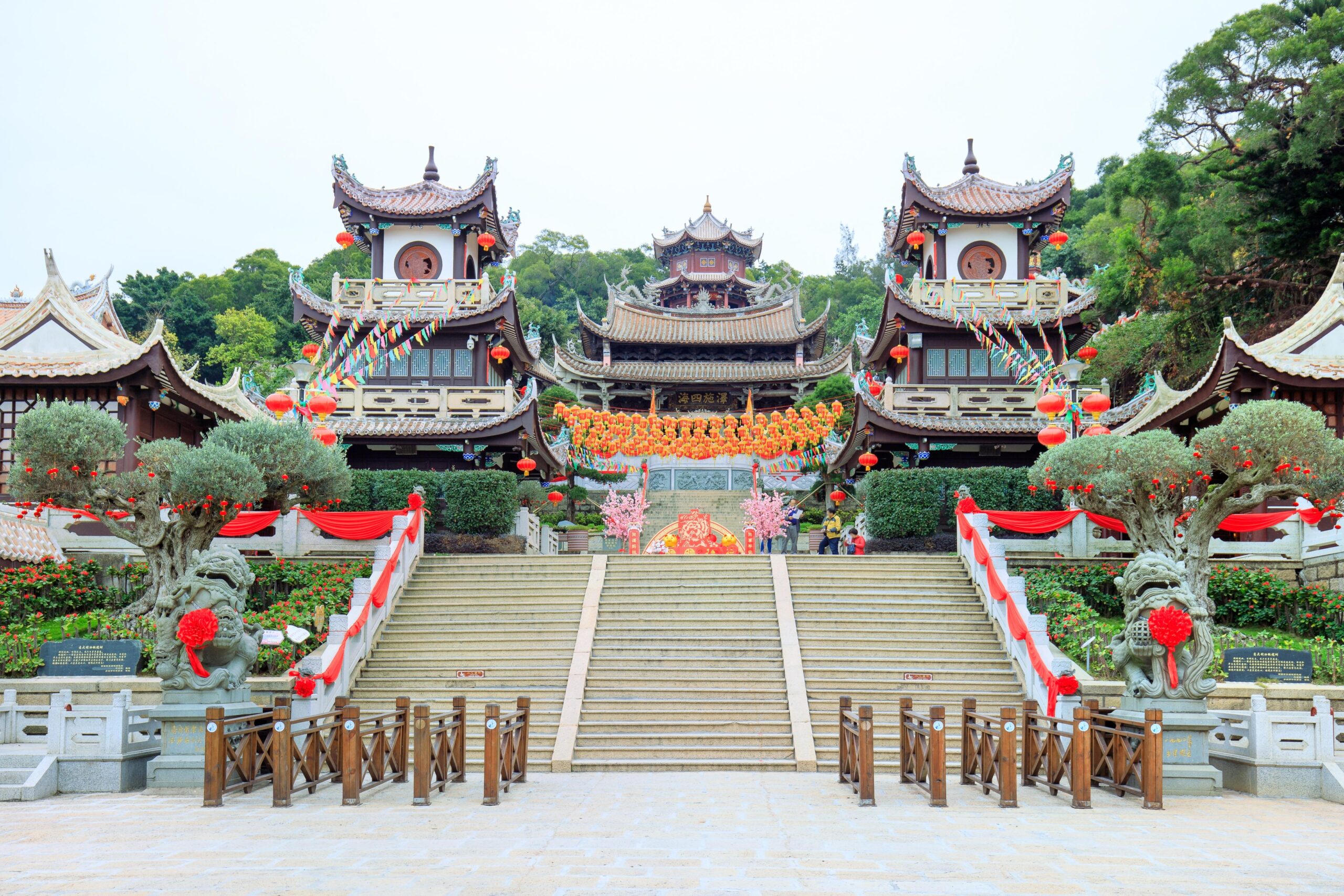 A scenic view of putian meizhou mazhu temple