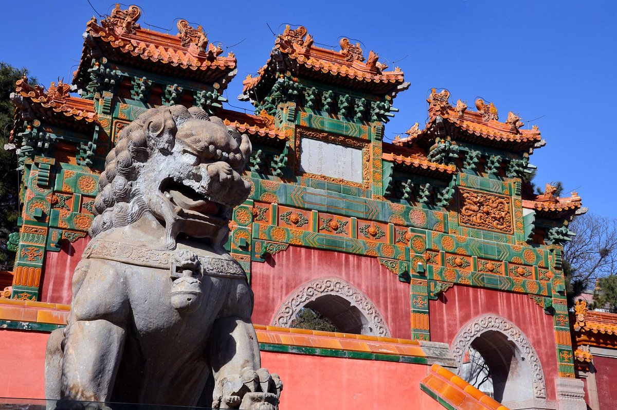 A scenic view of Putuo Zongcheng Temple