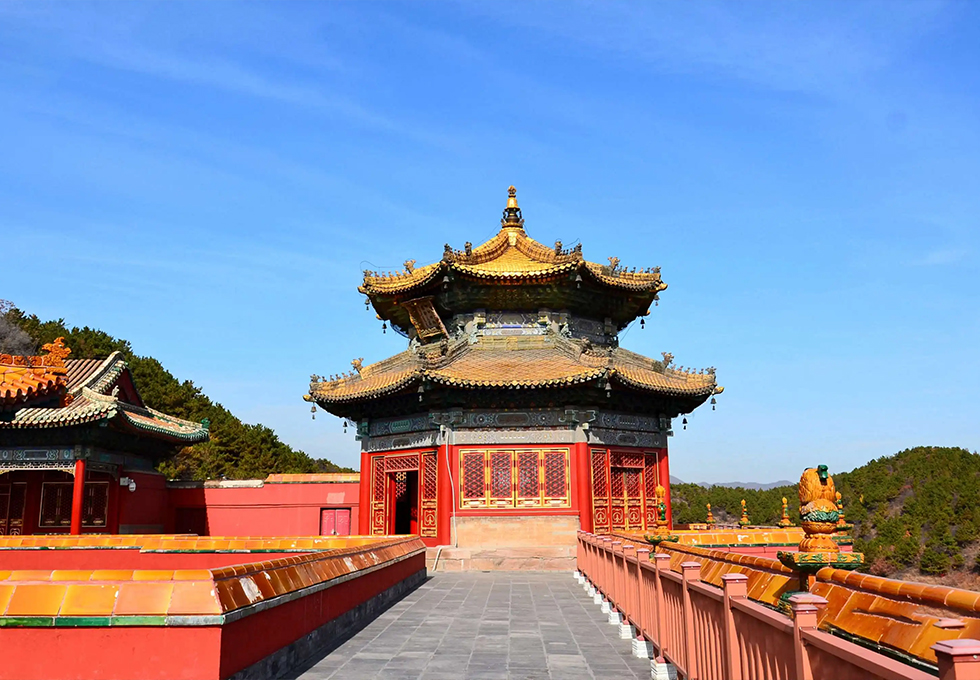 A scenic view of Putuo Zongcheng Temple