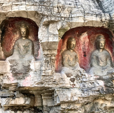 A scenic view of Qianfo Cliff Statues Jinan