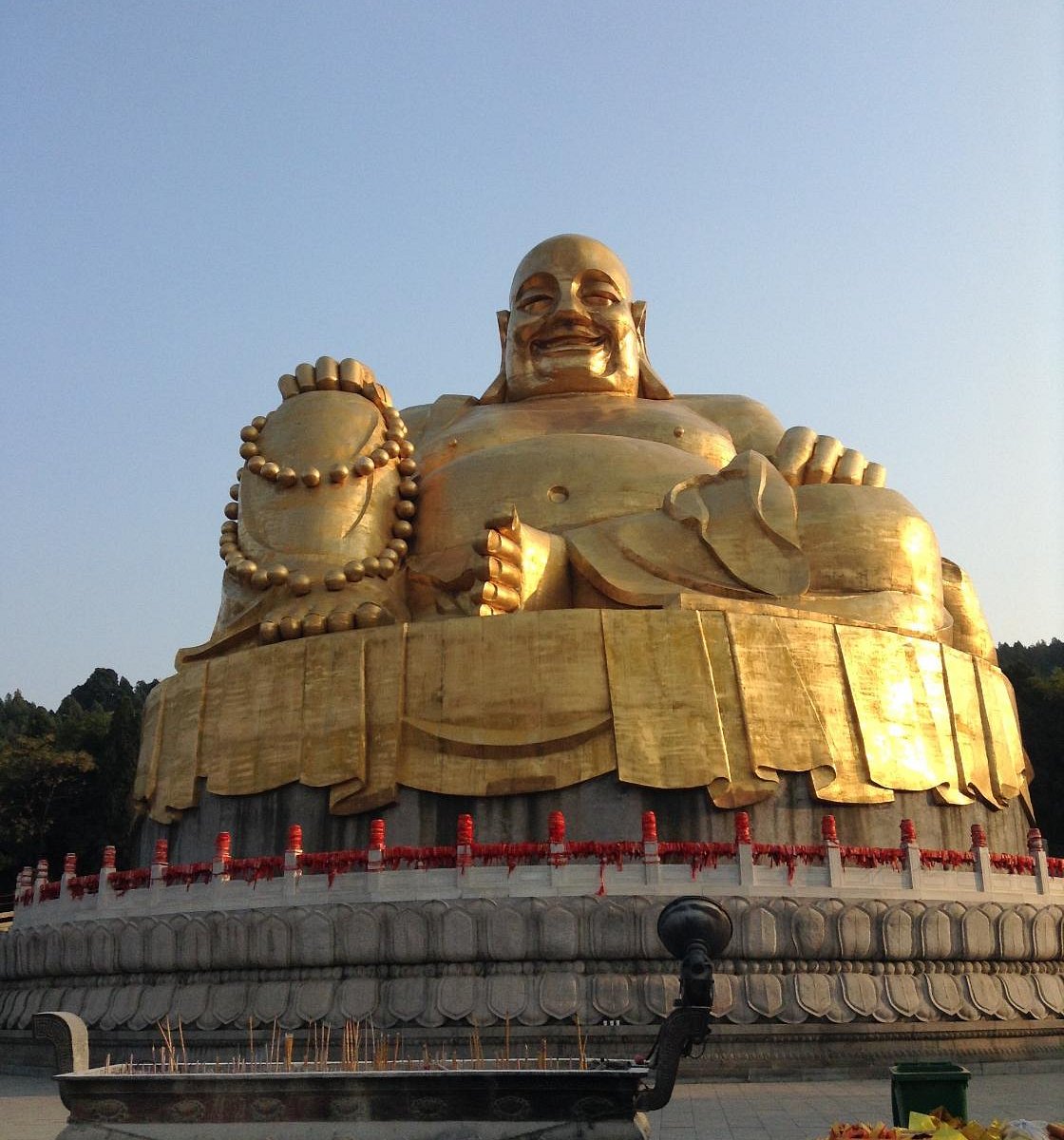A scenic view of Qianfo Cliff Statues Jinan