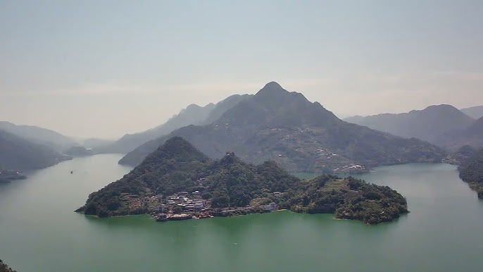 A scenic view of Qingjiang Gallery