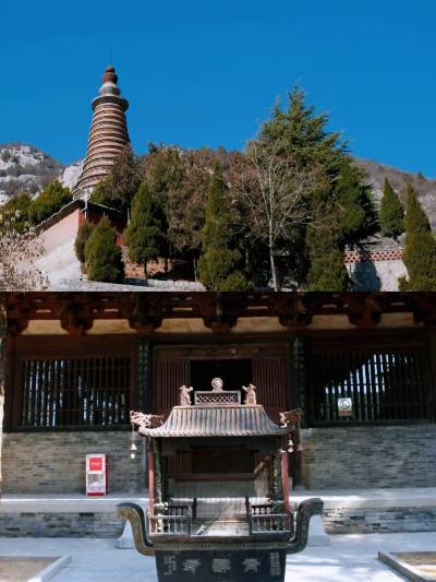 A scenic view of Qinglian Temple