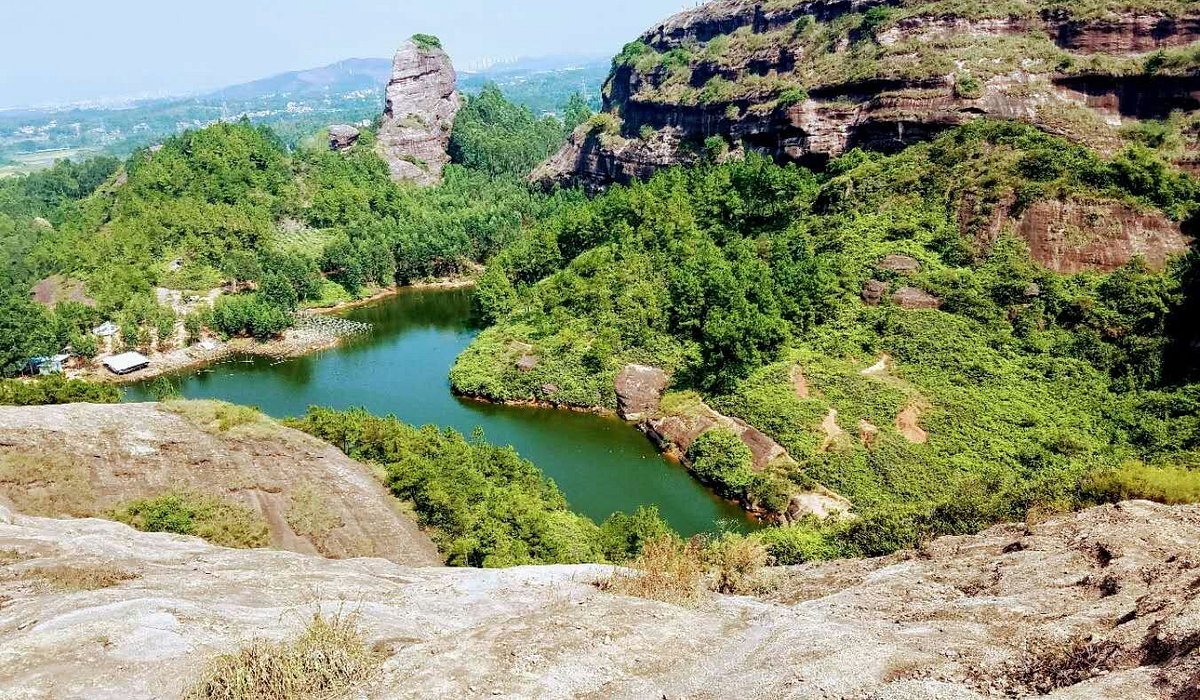 A scenic view of qingyuan mountain