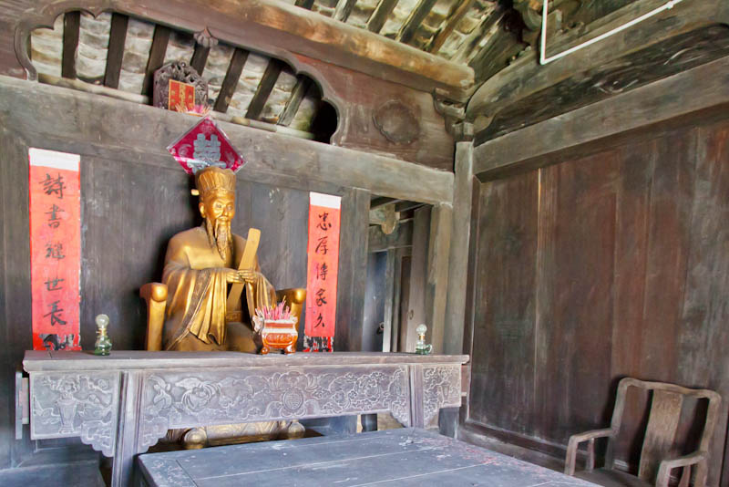 A scenic view of qiu_jun_s_former_residence_and_tomb